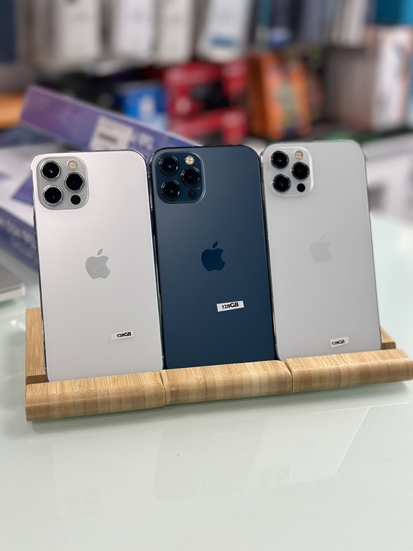 Apple iPhone 12 Pro Max 5G (6GB/128GB) Grade A+/A