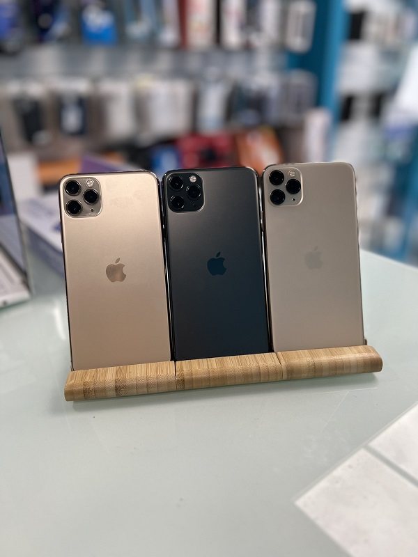 Apple iPhone 11 Pro Max (4GB/256GB)