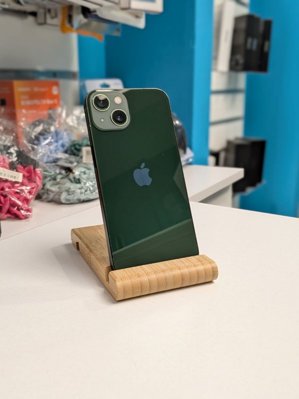 Apple iPhone 13 5G (4GB/128GB) Grade B