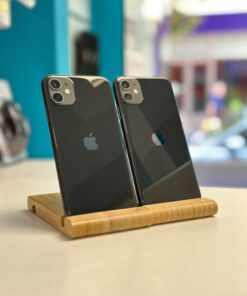 Apple iPhone 11 (4GB/64GB) Grade A++