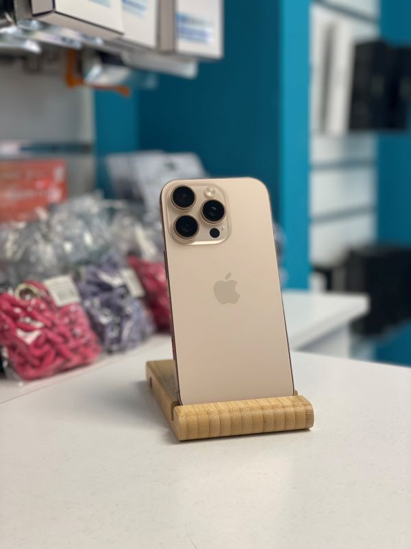 Apple iPhone 16 Pro 5G - Image 2