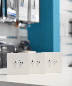 Apple AirPods 4 Earbud Bluetooth Handsfree Ακουστικά με Αντοχή στον Ιδρώτα και Θήκη Φόρτισης Λευκά